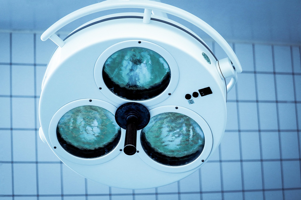 学校与家庭如何抵制青少年吸烟